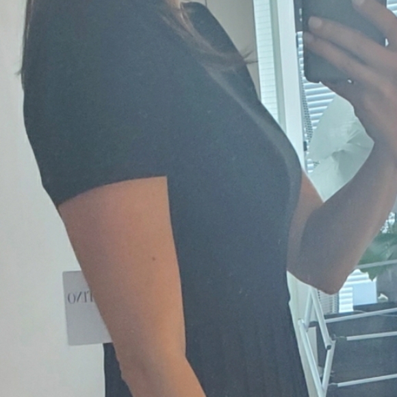 BNWT Red Valentino black shortsleeve dress Size 4 / S / 38. - Picture 5 of 14